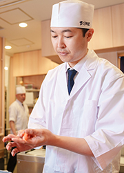 【グルメ廻転寿司】【立ち飲み寿司】／株式会社ネオ・エモーション 求人