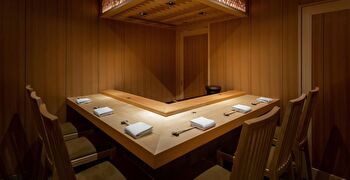 「すし 志魂 」「割烹 凛」 求人