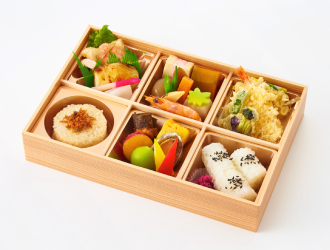 味工房スイセン 求人 【仕出し弁当】丁寧に仕込んだ和洋中の様々な仕出し弁当。いろいろな料理を経験できます。