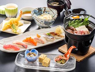 万葉倶楽部 株式会社／『東京豊洲 万葉倶楽部』『横浜みなとみらい 万葉倶楽部』etc. 求人