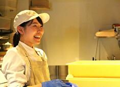 「自由が丘ベーカリー」「自由が丘パティスリー」 求人 厳選した食材を使い、美味しいパン・スイーツを開発・提供しています。