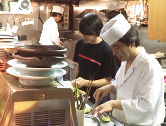 株式会社　倉持商事／「一の倉」、ほか 求人 和食・居酒屋での調理経験者を大歓迎！料理の自由度の高い環境で経験を活かしてください。