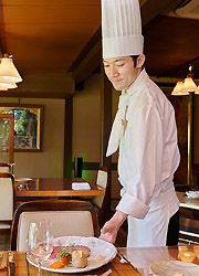 ローストビーフの店 鎌倉山／株式会社 レストラン鎌倉山 求人
