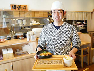「中村麺兵衛」「ばくだん焼本舗」／ 有限会社ウッドボーイ 求人