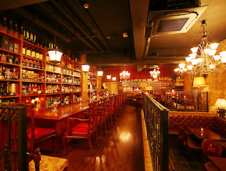 SHINJUKU SALOON NADNYE（ナドニエ）新宿三丁目店 求人