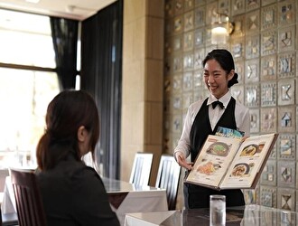 株式会社ダイナック(サントリーグループ) 求人