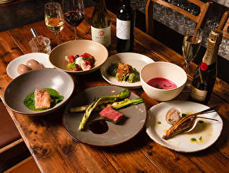 株式会社エーディーエモーション／『W AOYAMA -The Cellar & Grill-』『fummy's grill』etc. 求人
