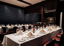 Empire Steak House Japan（エンパイアステーキハウス ロッポンギ） 求人 ▲お客様の層も良く、女性スタッフも安心してご活躍いただけます♪