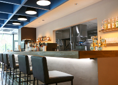 三本珈琲株式会社　※カフェ・レストラン採用本部 求人 肉料理の経験がある方や、お酒に詳しいホール希望の方は特に優遇し採用活動実施中です！※勿論必須ではございません。