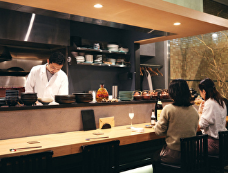 「神田 居酒屋こころ」「飯田橋 喝采」「渋谷 三心」「神田 居酒屋こころ となり」／株式会社 Grant 求人
