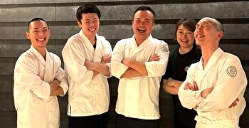 鮨 りんだ 求人