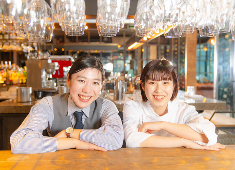 株式会社ワイン・ラ・ターブル（Wine la Table Inc.） 求人 8割以上が20～30代社員！店長やシェフも30～35歳までが多く、若いメンバーの活躍でブランドを盛り上げています♪