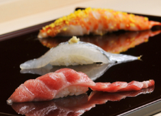 株式会社 トータルウェル／高級江戸前鮨店 求人 素材も一流のものを使い職人冥利に尽きる環境なのは間違いありません。