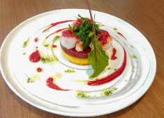 三本珈琲株式会社　※カフェ・レストラン採用本部 求人 入社後に経験を積み今では店長として活躍中の者も在籍！日々の営業の中でステップアップしていける基盤ができています！