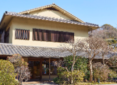 鎌倉 鉢の木 求人 会席料理とお弁当を提供する鉢の木新館として地域に根付いたお料理をご用意しております。