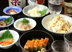 乃木坂 長寿庵 （のぎざかちょうじゅあん） 求人 各種料理にも定評あり！クオリティにこだわり一品ずつ店内で調理をしています（写真は一部料理となります）