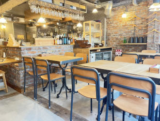 株式会社YOSHITSUNE（ヨシツネ）　※新店オープニング採用本部 求人 6月1日にOPENした炭火焼きとワインを楽しむ肉バル「テアトロ ピッコロ」。新ブランドも続々と立ち上げています！