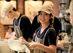 『CHOPPED SALAD DAY』『Eggs ’n Things』etc.／EGGS 'N THINGS JAPAN株式会社（エッグスンシングスジャパン） 求人 【全社員産休・育休取得可能】腰を据えて働ける様に、会社としても最大限の制度完備！子育て中のスタッフも元気に活躍中！