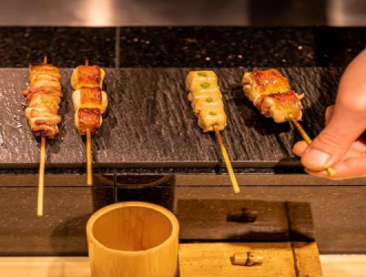 株式会社プレコフーズ　※飲食事業部 求人 高級焼鳥ブランドも運営。和食や焼鳥店での経験者も大歓迎です！焼鳥経験者は優遇しています。