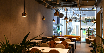 『SUMADORI-BAR SHIBUYA』『THE 5th by SUMADORI-BAR』／株式会社クリエイティブプロジェクト 求人