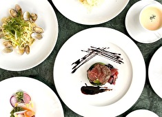 『blue temrinal - the restaurant -』『ALL DAY CAFE ＆ DINING“The Blue Bell”』etc.／株式会社バリューテーブル 求人 一皿ずつ丁寧に仕上げ、業務に集中できる環境があるから、日々の営業の中で着実にスキルアップしていけるはず！