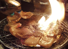 「小野田商店 中目黒店」「小野田商店 学芸大学店」 求人 食べ歩いたり、飲み歩いたりと「食」に関心のある方は大歓迎♪