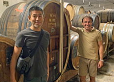 「Les TONNEAUX」「Maturite」／ 株式会社入船屋フード＆ワイン 求人 知識や経験を増やすチャンスは無限大∞特にワインに関しては業界トップクラス！南フランスのワイナリーへ買付同行も可能♪