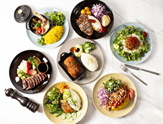 『ALL DAY CAFE ＆ DINING“The Blue Bell”』etc.／株式会社バリューテーブル 求人