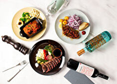 『ALL DAY CAFE ＆ DINING“The Blue Bell”』etc.／株式会社バリューテーブル 求人 一皿ずつ丁寧に仕上げ、業務に集中できる環境があるから、日々の営業の中で着実にスキルアップしていけるはず！