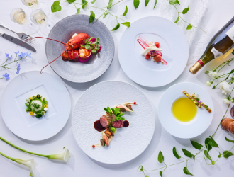 アニヴェルセル株式会社／ウェディング・カフェ・レストラン採用本部 求人 安定した働ける環境。フレンチなどの洋食ジャンルを始め、業界でのご経験をお持ちの方は最大限優遇しています。