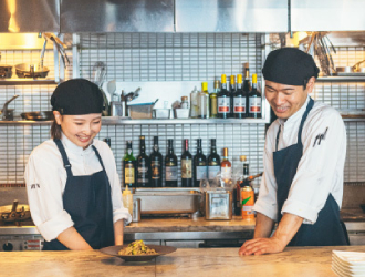 株式会社ワイズテーブルコーポレーション（東証スタンダード上場）／XEX（ゼックス）、PIZZA SALVATORE CUOMO（ピッツァサルヴァトーレクオモ） 求人