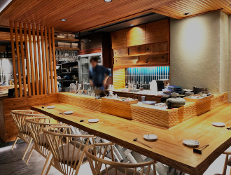 株式会社フォーズオール／青天（AOTEN）、いっ星、ほか 求人 モダンでオシャレなお店づくり！自信と誇りを持って働ける環境です。今後の店舗展開に参加するチャンスもあります。