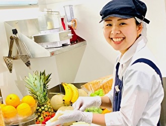 Be! FRUITS SANDWICH（ビー! フルーツ サンドイッチ） グランスタ東京店 求人