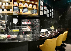 『Pizzeria da peppe NAPOLI STA'CA"』『RistoPizza by Napoli Sta' Ca''』etc.／株式会社Ferdy.E 求人 その方の実力に合わせ仕事内容を決定！アンティパスト、プリモピアット、セコンド、ドルチェ…とポジションは多数あり！