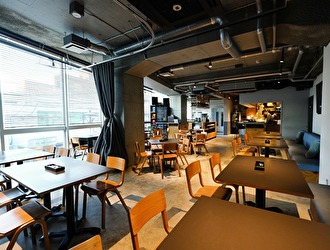 TSURUMI DINING（ツルミダイニング） etc.／株式会社フルルドレーヴ 求人