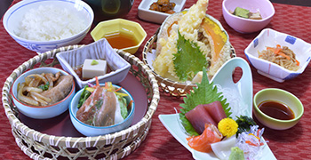 湯快爽快 湯けむり横丁 みさと店/湯快爽快「湯けむり横丁」・おおみや・ 求人