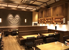 井筒まい泉株式会社【サントリーグループ企業】※レストラン部門採用窓口 求人 年齢や在籍年数ではなく、「純粋に評価される環境を探している」という方にも、ご納得の上で入社いただくことが可能です！