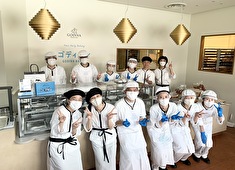 『GODIVA Bakery ゴディパン』『GODIVA café』／ゴディバ ジャパン株式会社（Godiva Japan, Inc.） 求人 幅広い年代（大学生・短大・専門学生・主婦/主夫など）の、多様な経験のある方が活躍！ブランクがある方もご安心を！