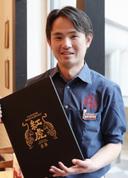 「紅虎餃子房」ほか、中華ブランド／際コーポレーション 株式会社 求人