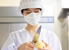 株式会社レパスト（学校） 求人 こども達を笑顔にさせる美味しい給食づくりです！