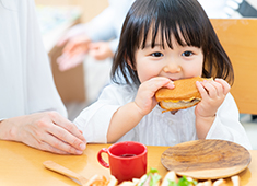 株式会社レパスト（保育園） 求人 こども達を笑顔にさせる美味しい給食づくりです！