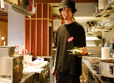 カイザーキッチン株式会社/新規出店採用本部 求人 スタッフ間のコミュニケーションが取れていて、イキイキと働けるステージをご用意しています。