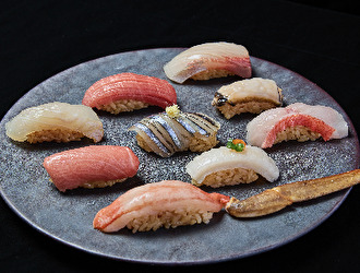 『Aburi TORA -熟成鮨と炙り鮨- 豊洲店』etc.／ 株式会社 Aburi Tora Japan【Aburi Group】 求人