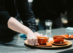 Cafe WASUGAZEN 愛宕グリーンヒルズ店 求人 母体がしっかりしているので、充実の福利厚生＆充実の休日。あなたらしさ＆プライベートを大事にしながら、スキルアップ！