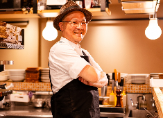 赤バル レッツェ・窯焼きビストロflamme-flamme/株式会社ノーツ 求人 年令性別問わないで輝いているスタッフしかいません。あなたも仲間に加わってください！