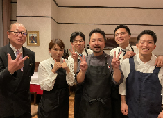 株式会社 FILARE 求人 スタッフたちに多様な経験を積んで欲しいという願いを込めて、2号店オープンへと動き出します。