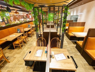 株式会社ニユートーキヨー 求人 ハンバーグワークス所沢店では、カフェのような雰囲気を演出！ゆったりと食事を楽しんでいただきます。