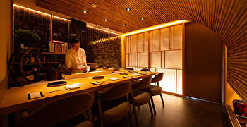 鮨 かぐら 求人