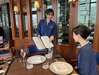 ヒルトン横浜 求人