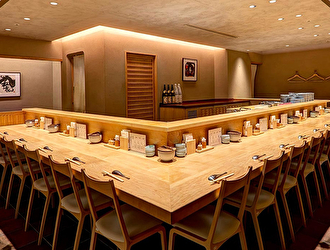 日本橋海鮮丼 つじ半／株式会社MTK 求人